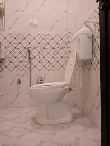 Ένα μπάνιο στο The Comfort Home Stay Ranthambhore