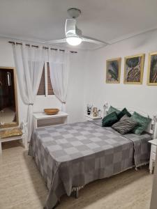 Postel nebo postele na pokoji v ubytování Residencial Veramar II Apartamento Blue Velvet