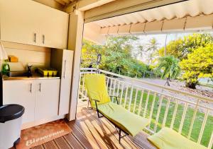 Studio Émeraude - Vue mer - 6 personnes的阳台或露台