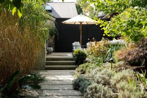 Foto dalla galleria di Kat Florence Hotels a Elora Altre 39 foto