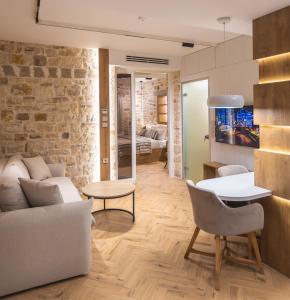 Χώρος καθιστικού στο Adryades Luxry apartments Ioannina