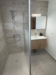 Ένα μπάνιο στο Maison Léonora +18 φωτογραφίες