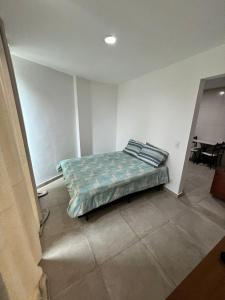 Ένα ή περισσότερα κρεβάτια σε δωμάτιο στο LF Temporada Sofia +5 φωτογραφίες