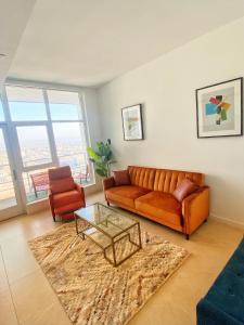 Χώρος καθιστικού στο Elegant Luxury 1 Bedroom studio in Downtown LA