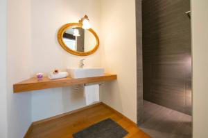Galería fotográfica de Antico Municipio - Happy Rentals en Ponte Tresa 10 fotos más
