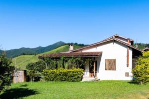 MirantãoにあるCasa Tlalli- Main Houseの背景白家