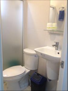 Koupelna v ubytování Entire Home Fully Furnished Netflix AC Auto washer and Dryer