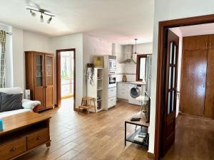 Kuchyň nebo kuchyňský kout v ubytování Pambnb - Charming Seaview Apartment