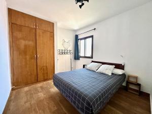 Postel nebo postele na pokoji v ubytování Pambnb - Charming Seaview Apartment