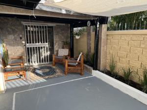 Patio nebo venkovní prostory v ubytování Cocobeach Cabin no pets allowed
