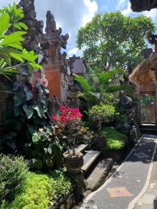 Zahrada ubytování Dewi Antara Homestay