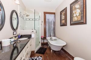 Ένα μπάνιο στο Mistletoe House +13 φωτογραφίες