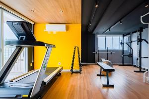 Γυμναστήριο ή/και όργανα γυμναστικής στο Studio confortável e completo a 300 metros da Vila Germânica