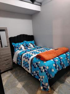 Ένα ή περισσότερα κρεβάτια σε δωμάτιο στο La Kzona - Hab Doble