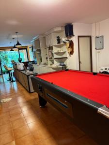 Kuchyň nebo kuchyňský kout v ubytování Dikachaya Hostel