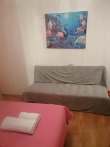 Area soggiorno di Medea rooms palermo centro