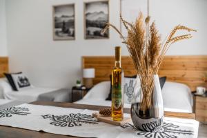 Łóżko lub łóżka w pokoju w obiekcie Góralskie Kąciki