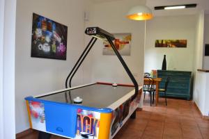 Stolní tenis v ubytování Ai canipai nebo okolí