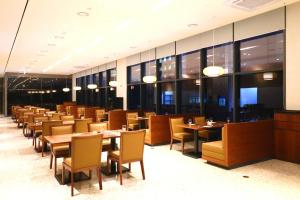 Khu vực ghế ngồi tại Stanford Hotel Myeongdong