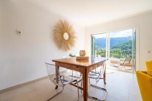 Φωτογραφία από το άλμπουμ του Soller beach apartment σε Soller