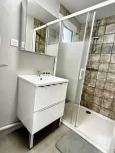 Fotografie z fotogalerie ubytování La Bovary, proche du CHU v destinaci Isle