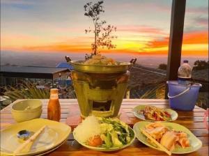 Φωτογραφία από το άλμπουμ του The Cloud View วิวเหนือเมฆแคมป์ ที่พักวิวสวยเขายายเที่ยง σε Ban Wang Sai