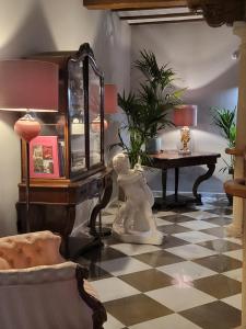 Posezení v ubytování Hotel Don Juan Boutique