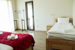 Llit o llits en una habitació de Planet kazbegi