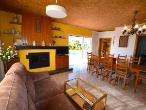 Η κουζίνα ή μικρή κουζίνα στο Petit Castell 10 persones Costa Brava