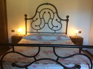 A bed or beds in a room at Agriturismo Podere Fiume