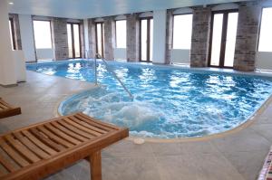 Bazén v ubytování Cunda Labris Hotel nebo v jeho okolí