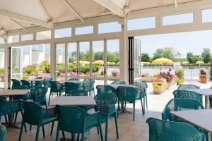 Restaurace v ubytování Hotel Maregolf