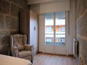 Posezení v ubytování Charming Apartment in Ourense overlooking the City