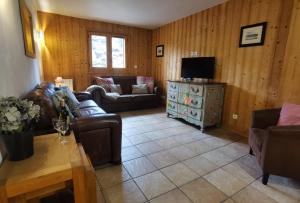 Μια τηλεόραση ή/και κέντρο ψυχαγωγίας στο Slemish Apartment