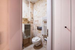 Koupelna v ubytování Homie Suites - Modern Apartments Nearby Istıklal Street & Galata Tower