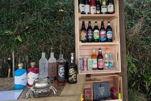 Joogid majutusasutuses Prosecco - Lydcott Glamping Cornwall, sea views