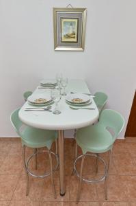 Fotografie z fotogalerie ubytování Apartments Ive v destinaci Tisno