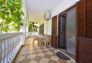 Balkón alebo terasa v ubytovaní Apartments Snjeza