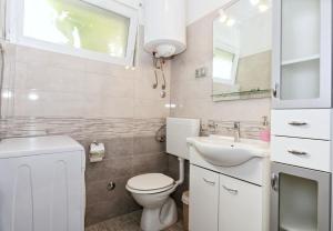 Kúpeľňa v ubytovaní Apartments Snjeza + 31 fotografií