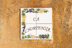 Hauzify I Casa Rourell的证书、奖牌、标识或其他文件