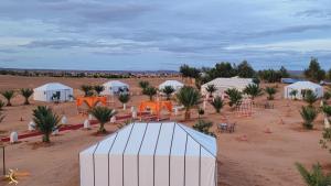 Fotografie z fotogalerie ubytování Fox Luxury Desert Camp v destinaci Merzouga