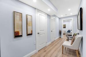 Gambar di galeri bagi Beautiful Home Near DT GO Hospitals Waterfalls di Hamilton