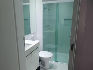 Bagno di Flat com Ar, SmarTV43, wifi, estac, novo, Selenita2