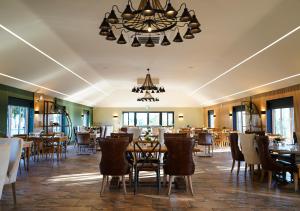 Εστιατόριο ή άλλο μέρος για φαγητό στο All Saints Resort