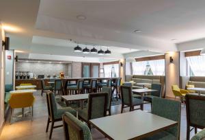 Restaurace v ubytování Hampton Inn East Windsor