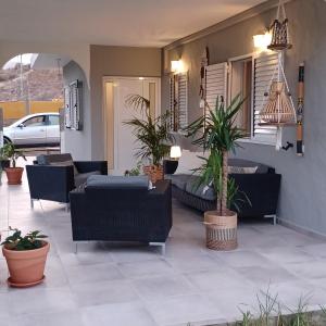 Posezení v ubytování Cottage Gran Canaria completely renovated with Jacuzzi