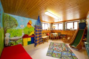 Dětský klub v ubytování Apartment Gästehaus Luggau