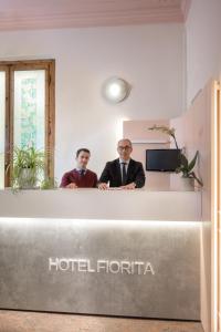 Členové personálu v ubytování Hotel Fiorita