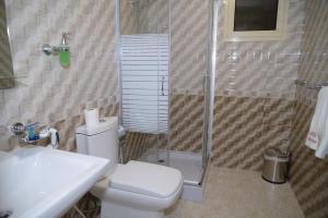 Koupelna v ubytování فندق سويت لافندر Lavender Suite Hotel