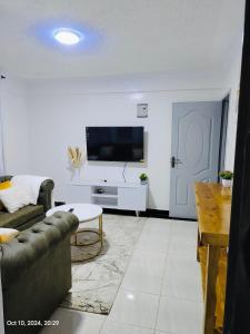 Μια τηλεόραση ή/και κέντρο ψυχαγωγίας στο Rispers Homes Nanyuki